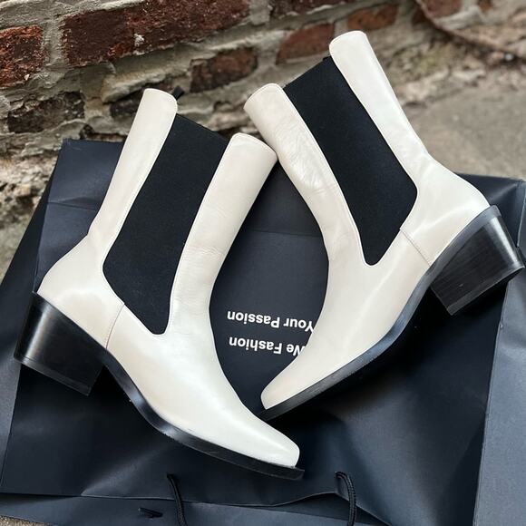 NEW Size 6.5 Stuart Weitzman Miley Western Leather Mid Calf Boot in Cream/ Black - Picture 2 of 10